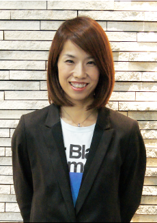 スタッフ 関根由美